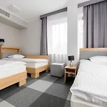 哇奥科西机场酒店