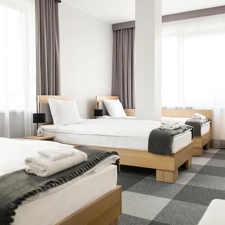 Waw Airport Okecie 2*