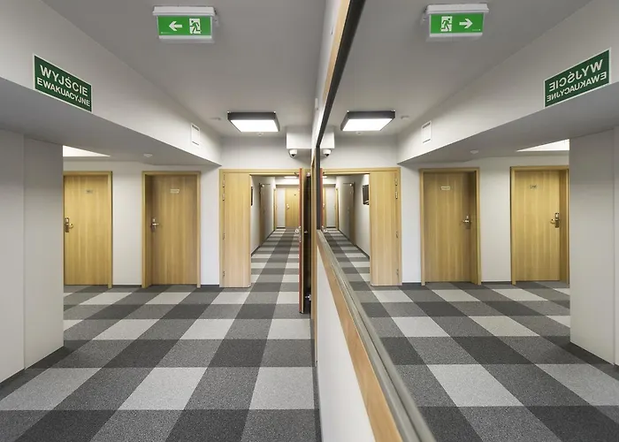 Waw Airport Okęcie Hotel 2*