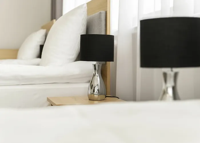 Waw Airport Okęcie 2*