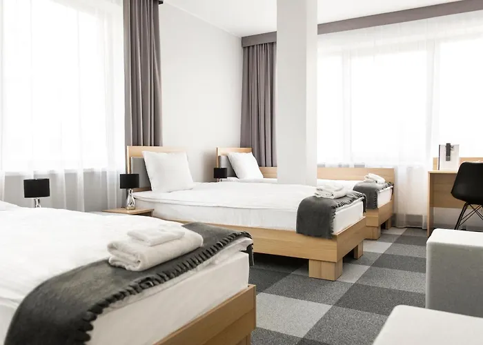 Waw Airport Okęcie 2*