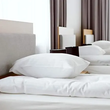 Waw Airport Okecie Hotel Varsóvia