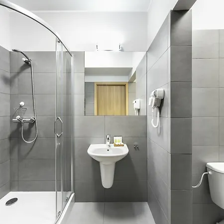 哇奥科西机场酒店 华沙