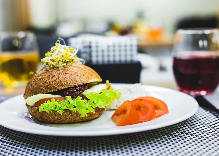 Waw Airport Okecie Hotel