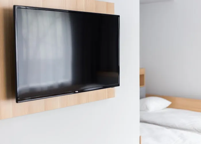 Waw Airport Okecie 2* وارسو