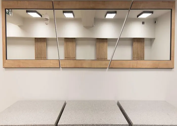 Waw Airport Okecie فندق 2*