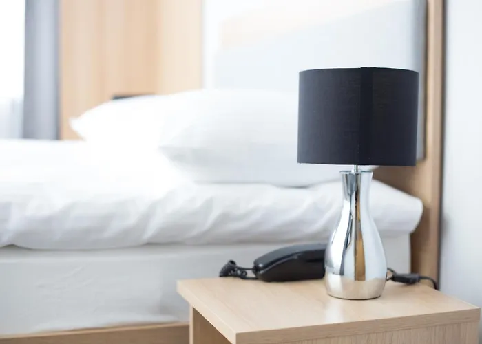 Waw Airport Okecie 2*