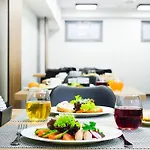 Waw Airport Okecie Hotel Warschau
