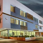 Waw Airport Okecie Hotel Warschau