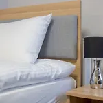 Hotel Waw Airport Okecie 2*