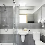 Waw Airport Okecie Hotel Warschau