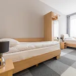 Hotel Waw Airport Okecie 2*