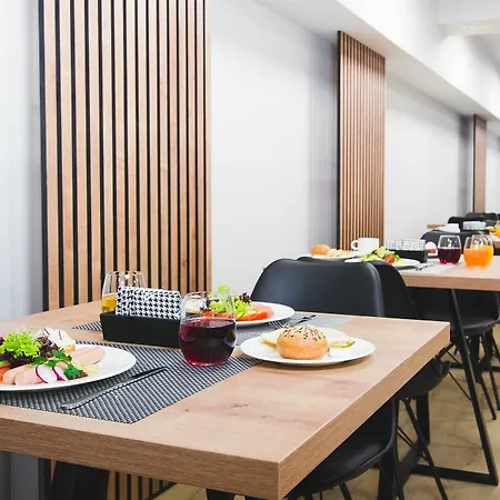Hotel Waw Airport Okęcie